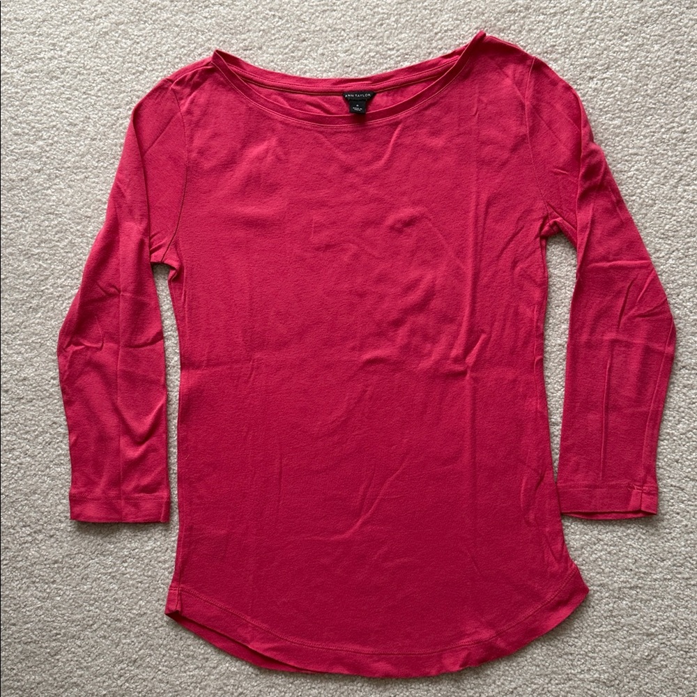 Ann Taylor Boatneck Fitted Cotton 3/4 Sleeve Shirttail Hem Tee Top Size M